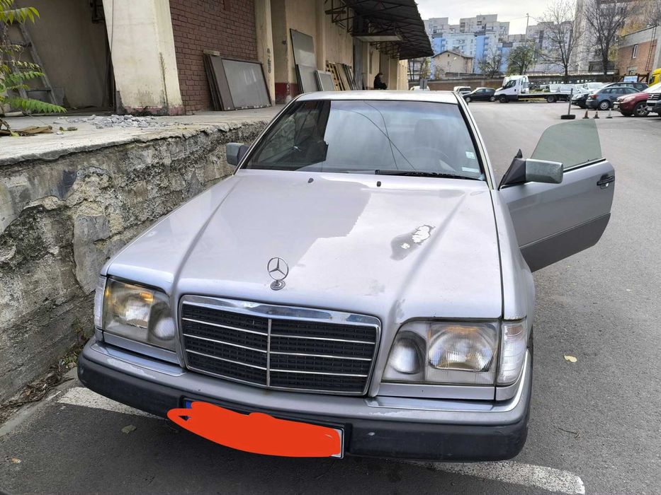 Преден капак мерцедес W124 Facelift