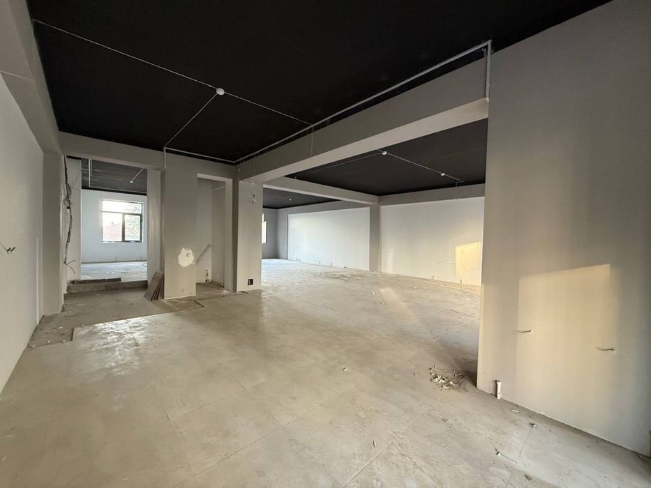 Срочно продается нежилое рядом с центром 1я линия