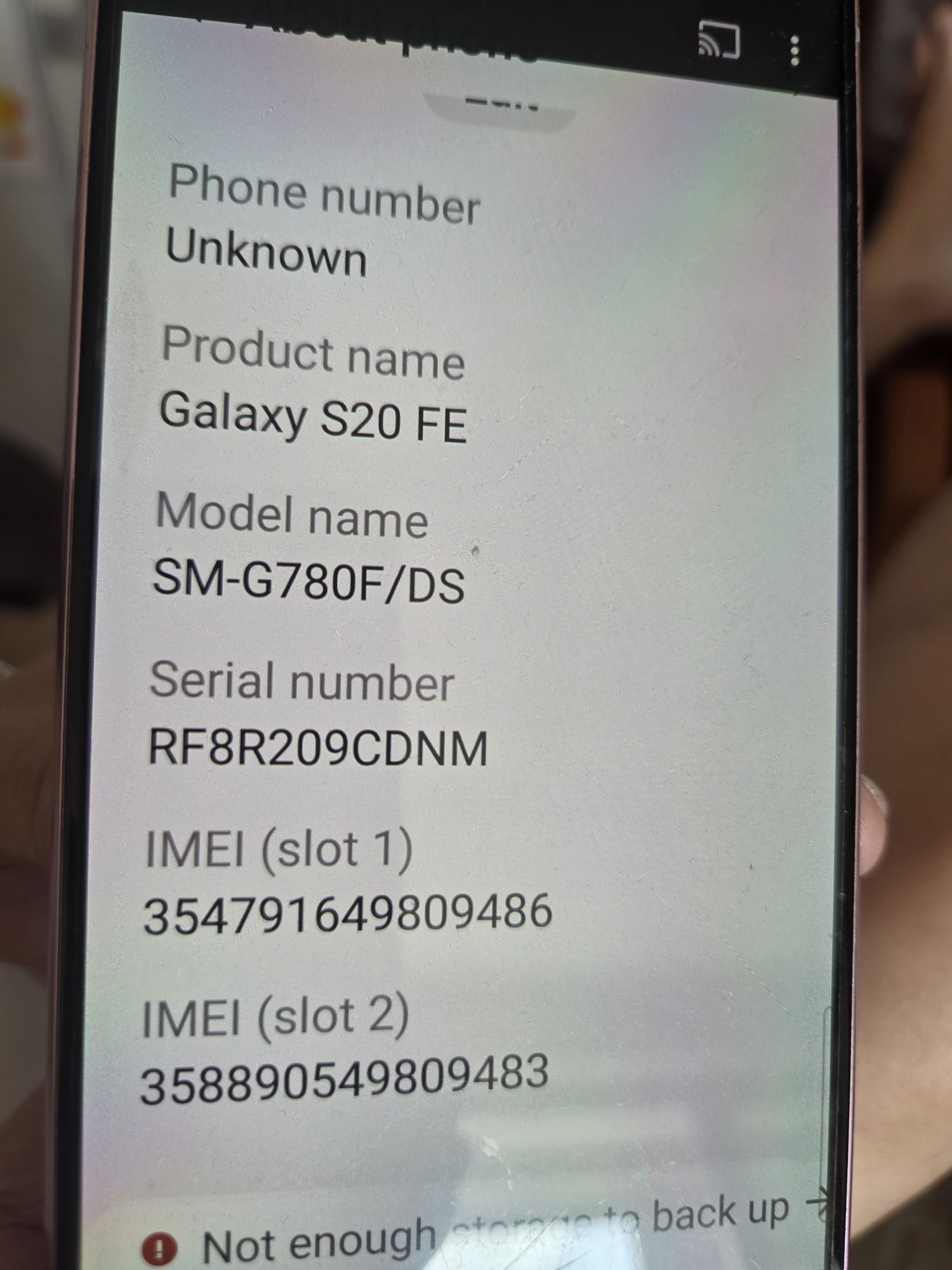 Телефон Samsung Galaxy S20 FE