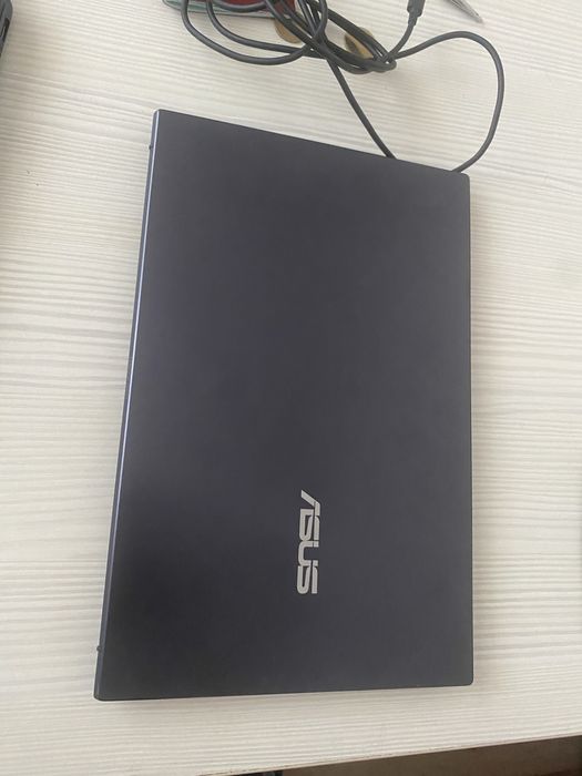 Laptop Asus ZenBook