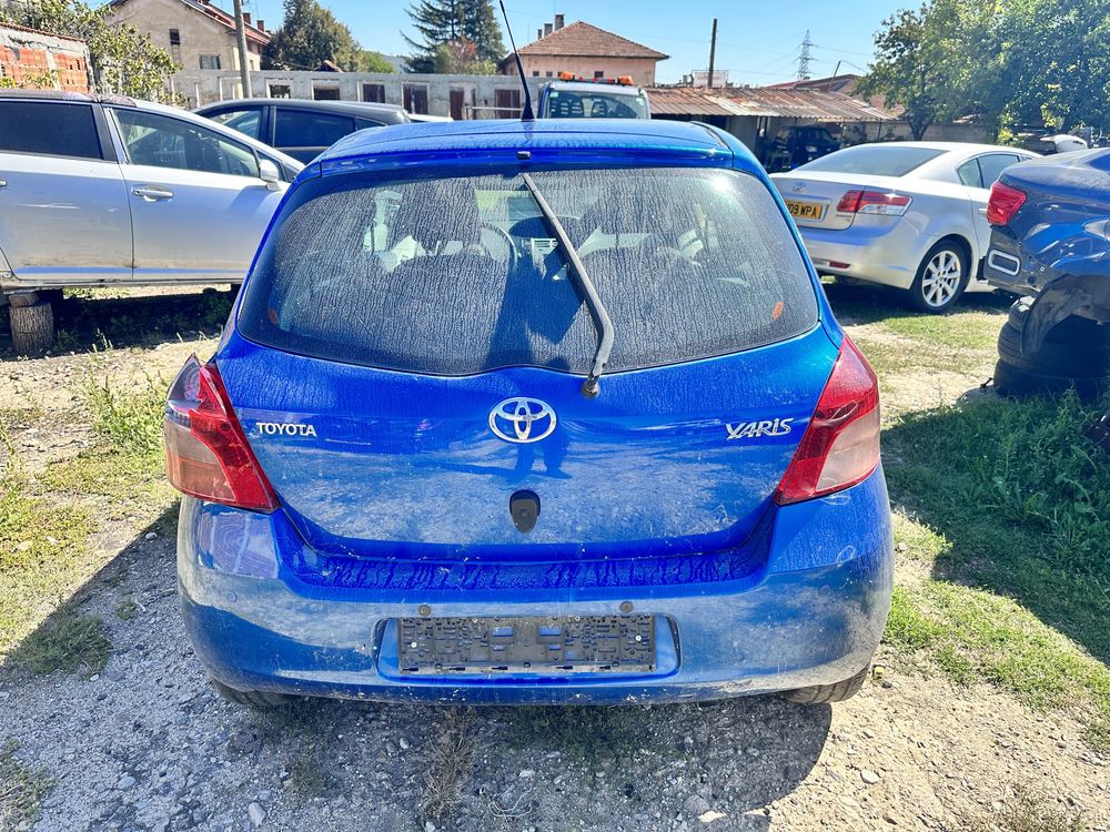 Toyota Yaris 1.3 vvt-i 87к.с 2006г НА ЧАСТИ