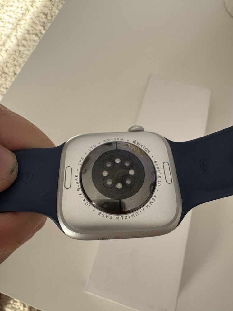 Apple Watch 10 , 46 mm, varianta LTE / GSM