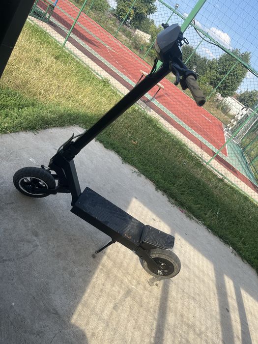trotinetă electrică kukirin g2
