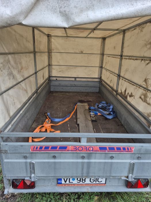 vand remorca 1500kg stare foarte buna