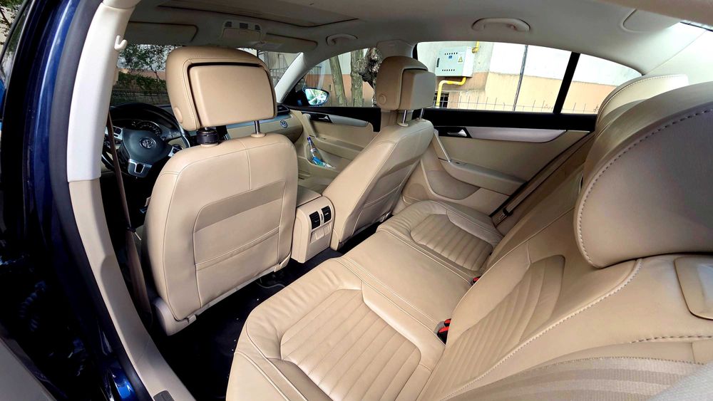 VW Passat B7, DSG, 140 CP, piele crem