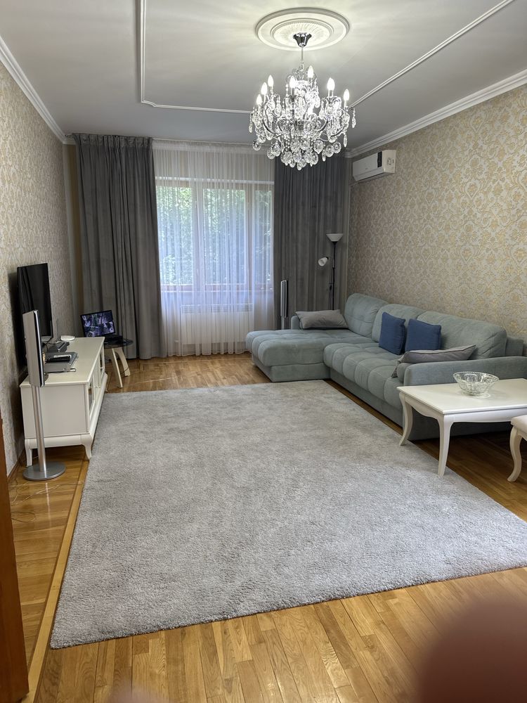 Продам особняк в престижном районе