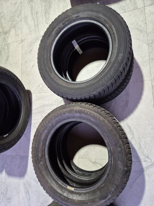 Vând cauciucuri 195/65/15 M+S seturi de câte 2 buc imp Germania