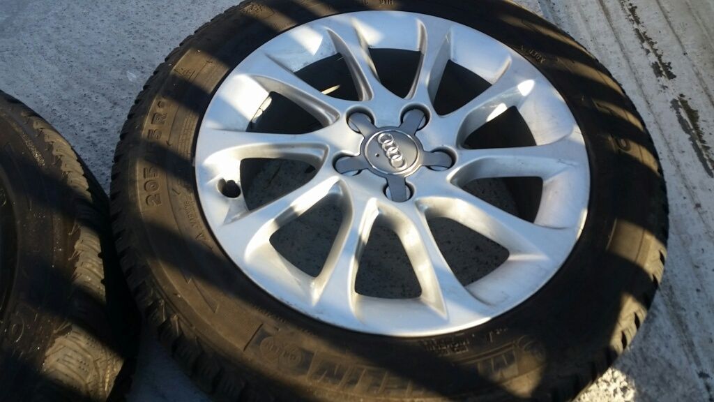 Jante originale 16"Audi A4 ,A6 cu anvelope de iarna