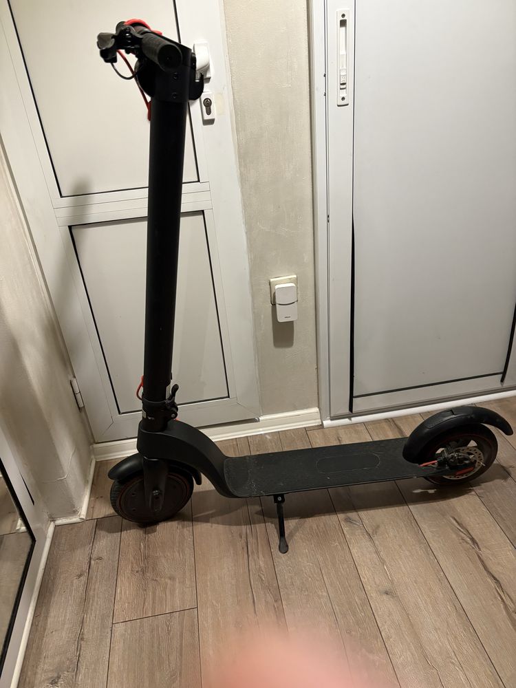 Тротинетка  E-scooter X7