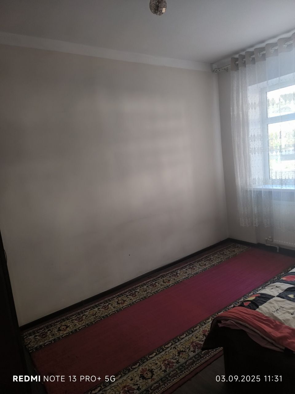 Срочно  сдаётся  квартира сергели  5а 2 ком семья  рядом  метро  3 бек