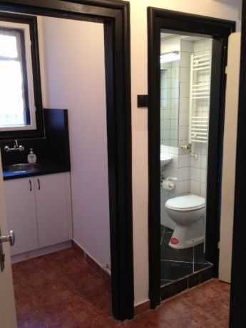 Двустаен имот в кв.Оборище