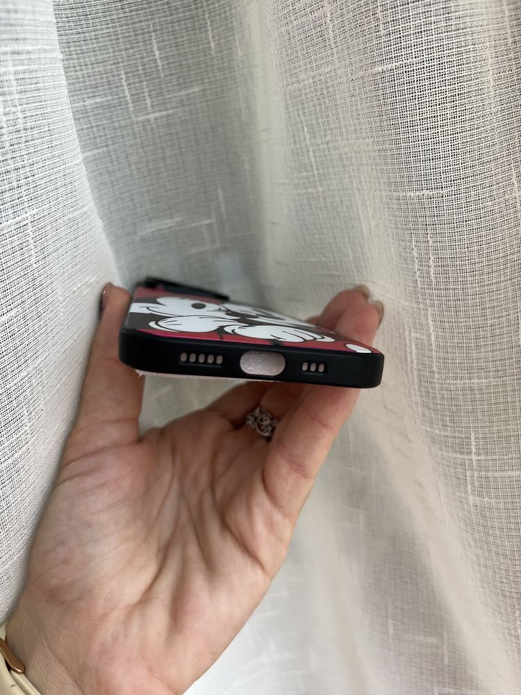 Кейс за iPhone 13 Pro