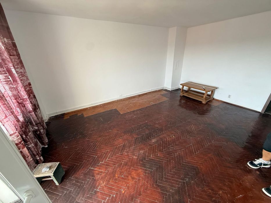 Ofer spre Vanzare Apartament 2 Camere Carpati 2