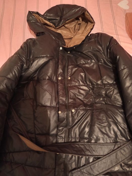 Здравствуйте продаю женскую куртку