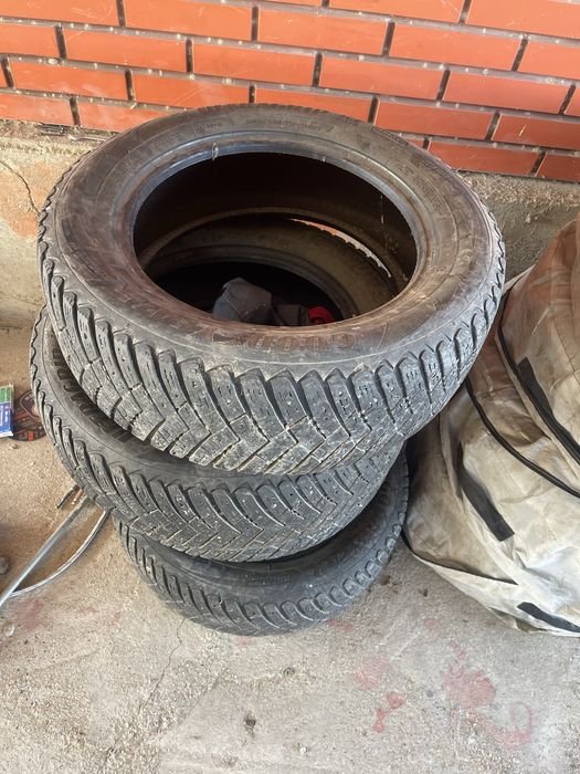 Зимные шины 225/60/17