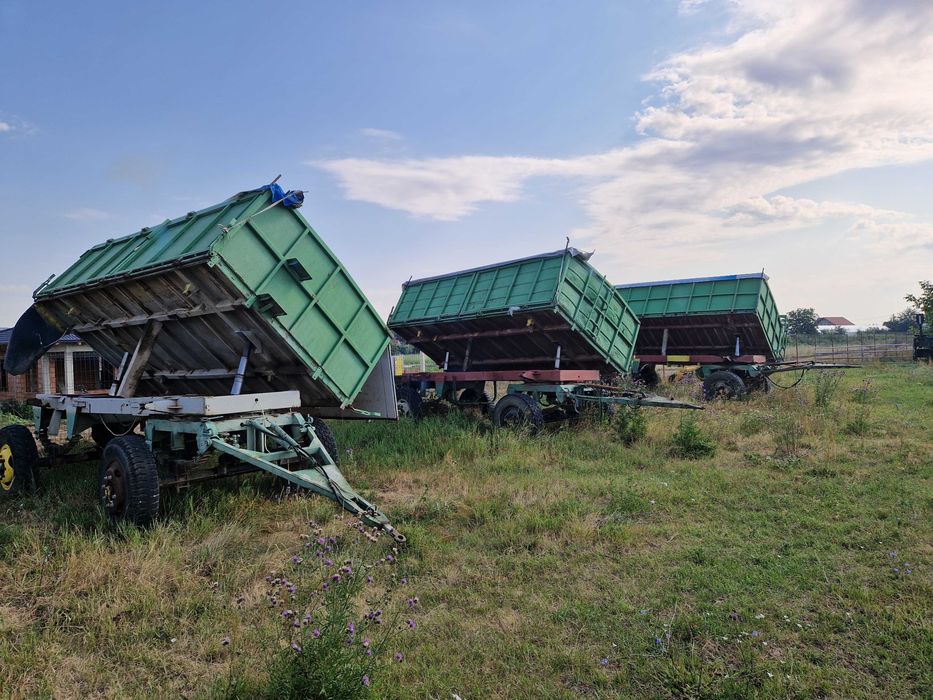 se vinde remorci de 8 tone  satre buna de functionare