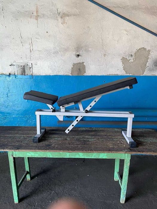 Скамья тренажерная, с переменным углом спинки