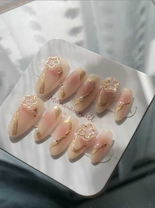 Press On Nails Sakura Migdală XS Unghii false