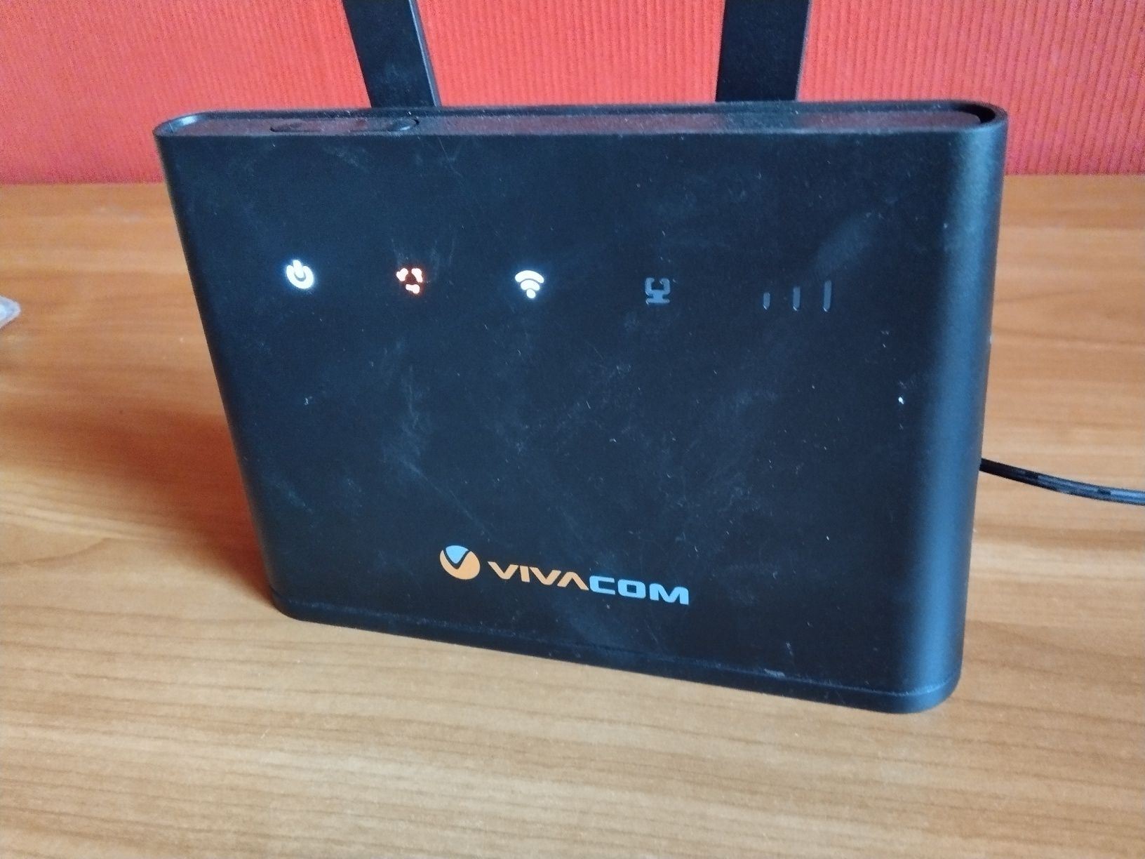 страхотен 4G LTEрутер за мобилен интернет със сим карти на Виваком