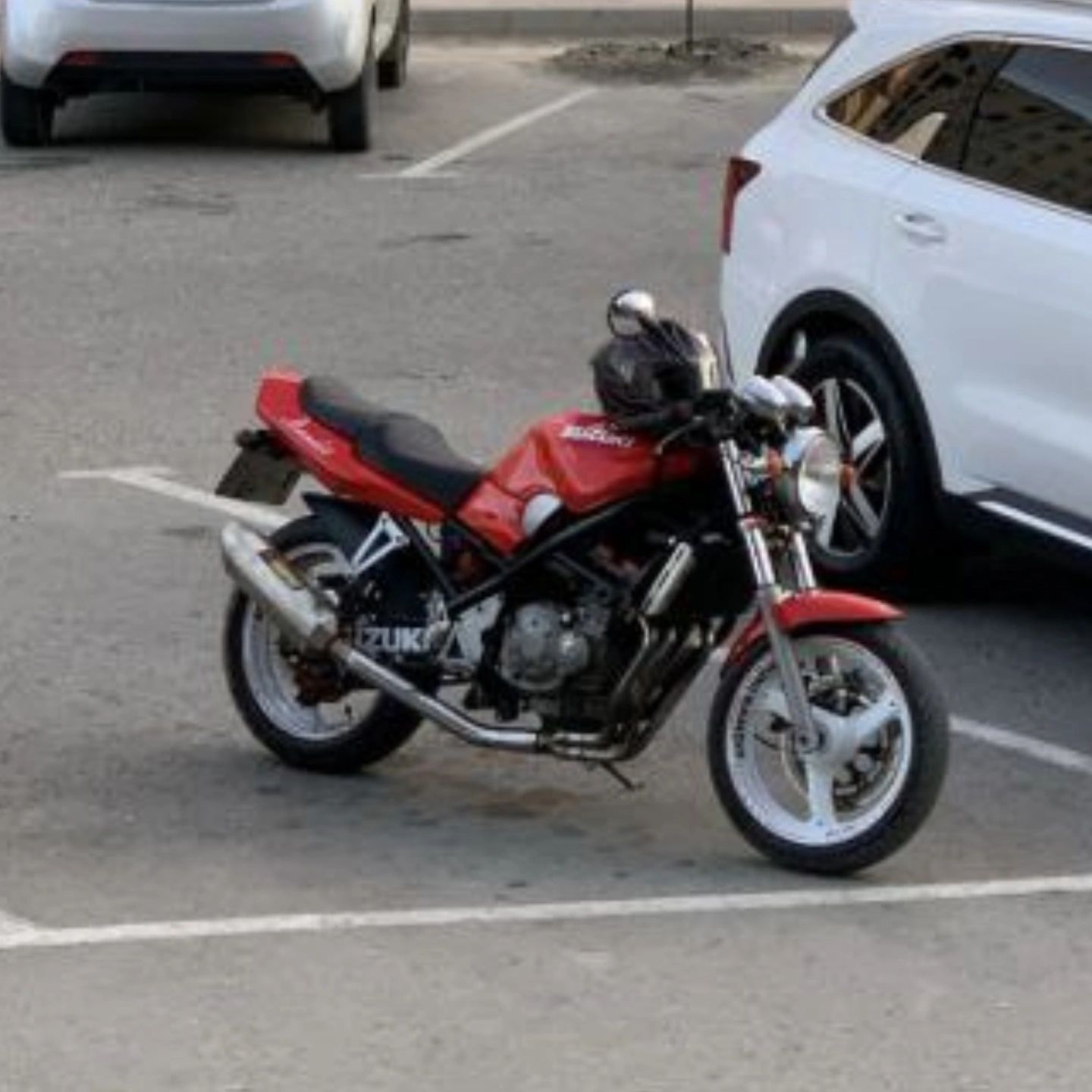 Suzuki bandid sotiladi