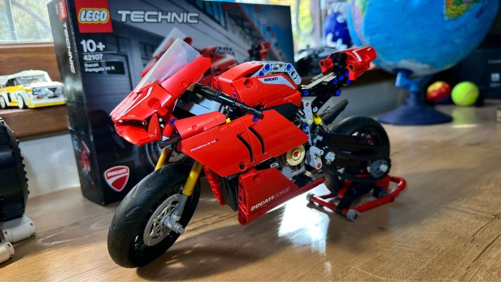 Lego Technic 42107 Лего Техник 42107