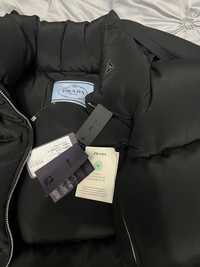 Продам оригинальную куртку Prada