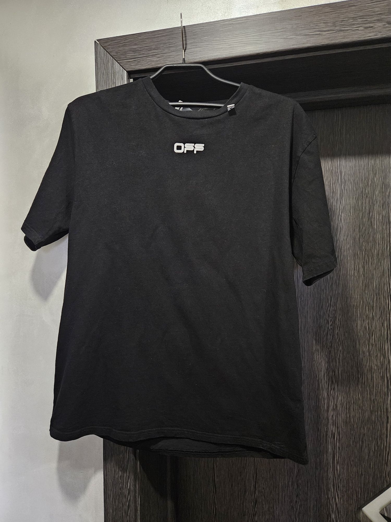 Off White Оригинална Мъжка тениска