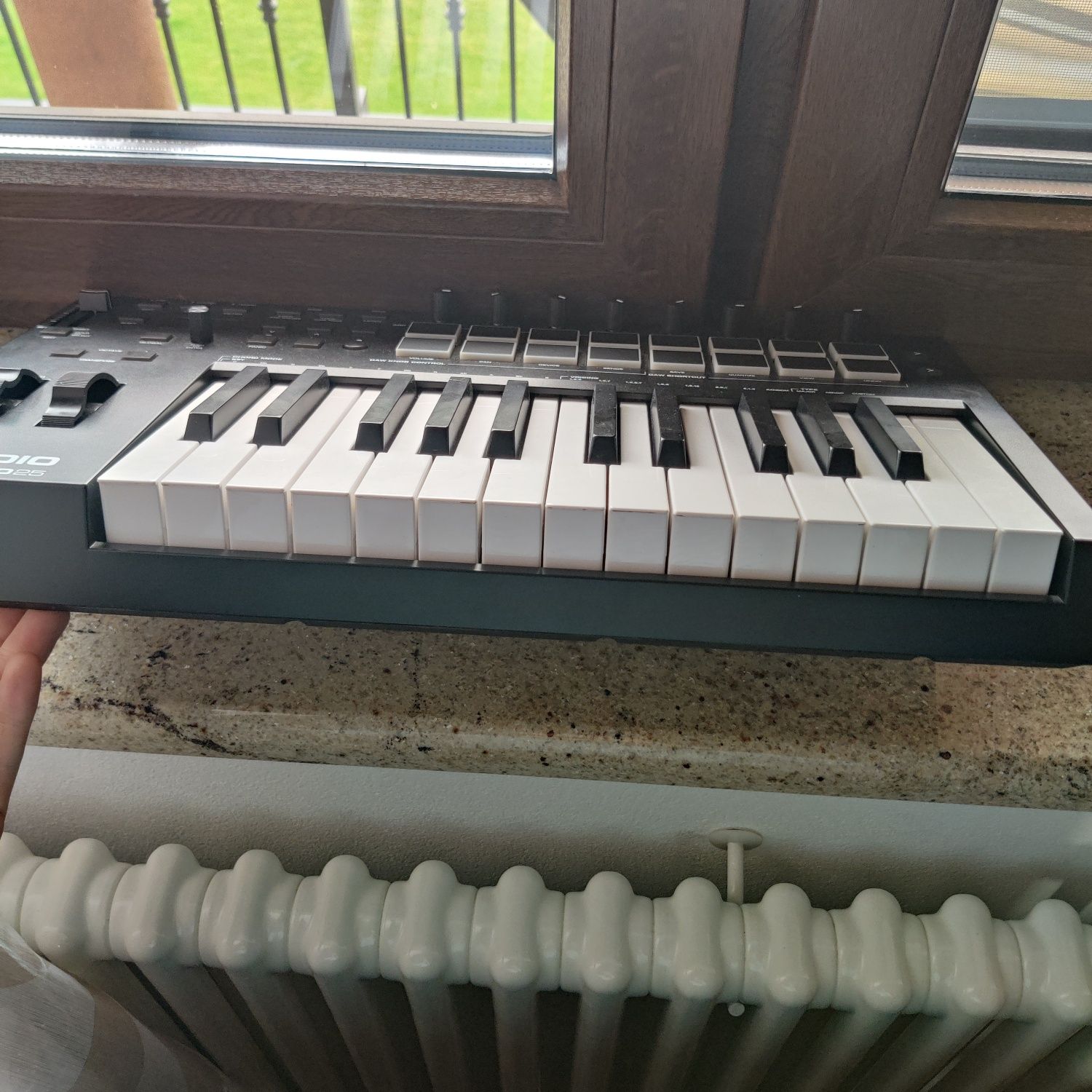 Midi keyboard 25 clape