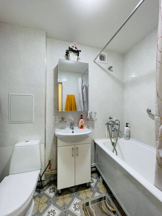 Продаётся Ависозлар 3, 2 комнатная