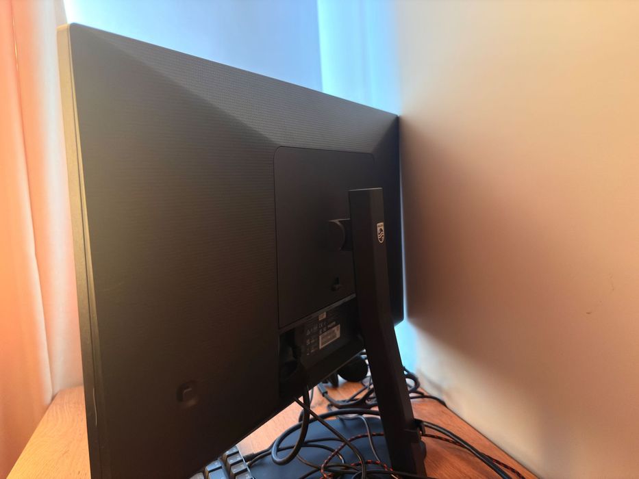 Монитор Philips 24E1N3300A/00
