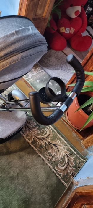 Vînd tricicleta 5 in 1