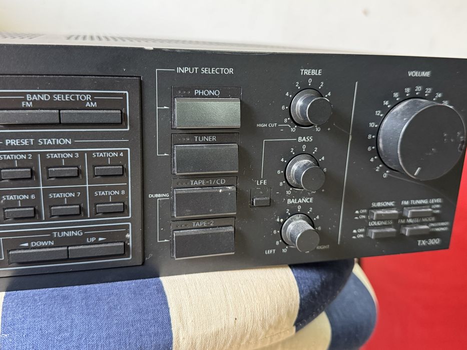 Amplificator si Tuner  Onkyo model TX-300
