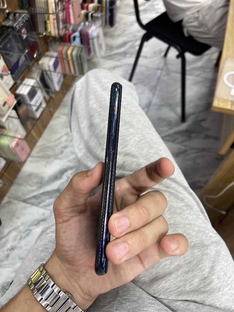 Iphone 11 pro green