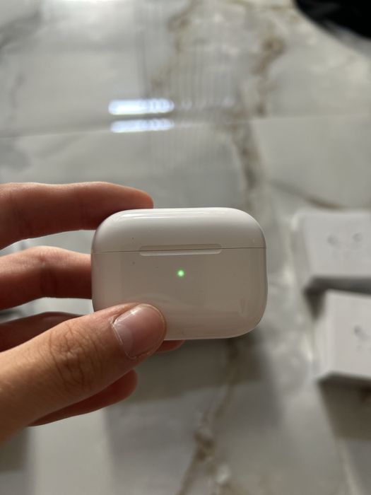 Casti Airpods Pro