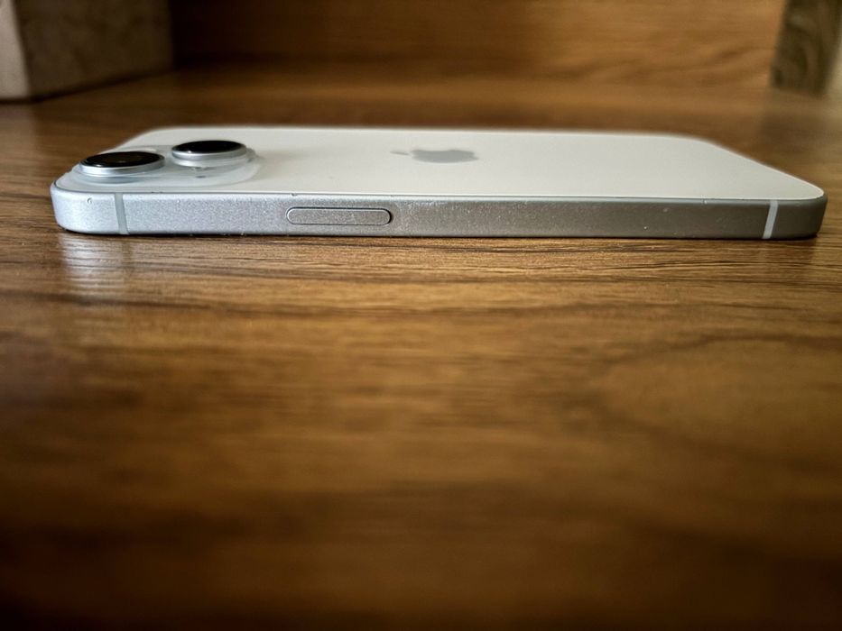 iPhone 15 256Gb.
