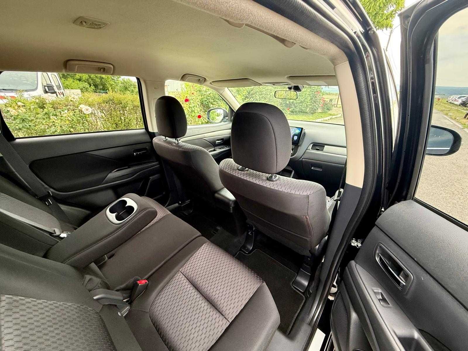 Mitsubishi Outlander 2014 4WD-de la buton Incalz in scau Cam.marsarier
