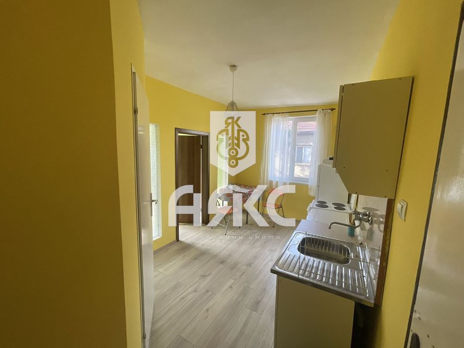 Дава се под наем Двустаен апартамент в София, Красна поляна 1 - 60 кв.м за 341.7 € - Снимка #2