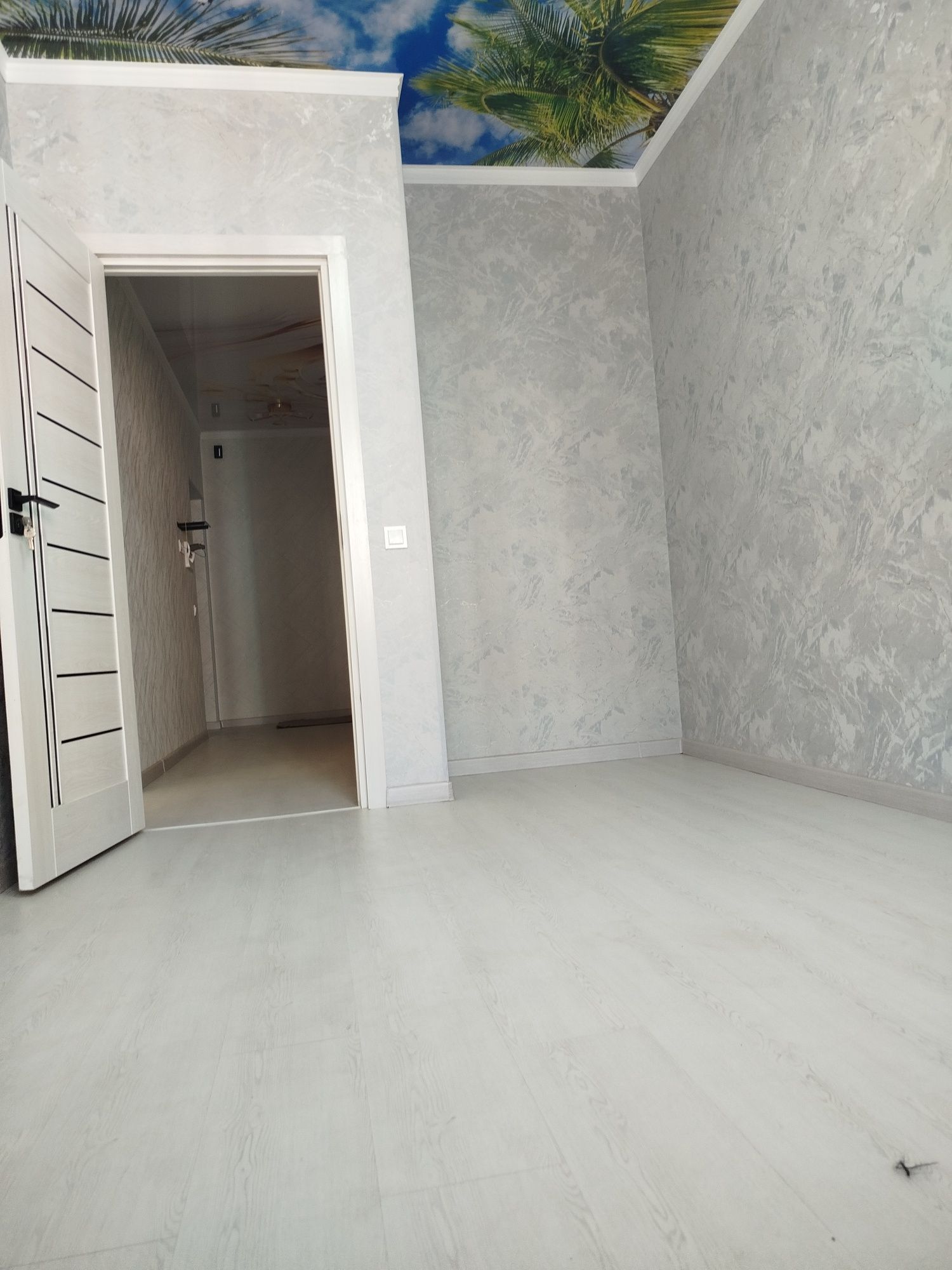 Srochna Kv sotiladi