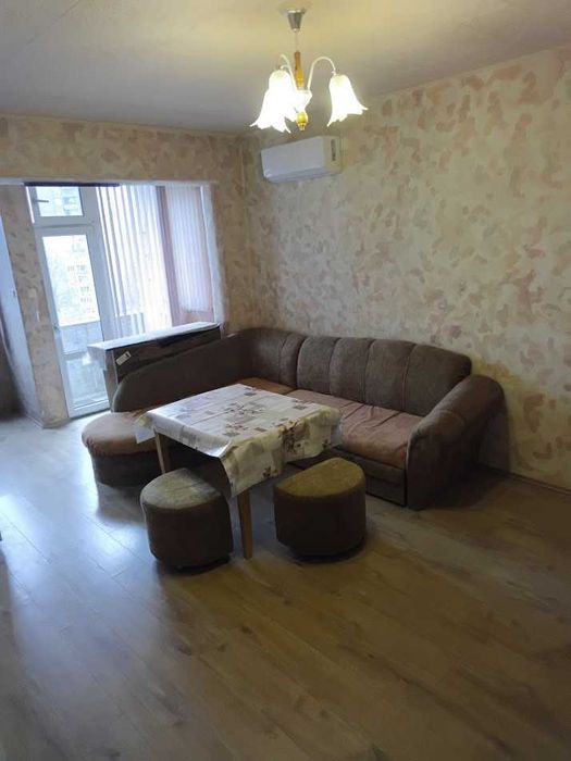 Дава се под наем Тристаен апартамент в Пловдив, Индустриална зона - Тракия - 64 кв.м за 418.71 € - Снимка #2