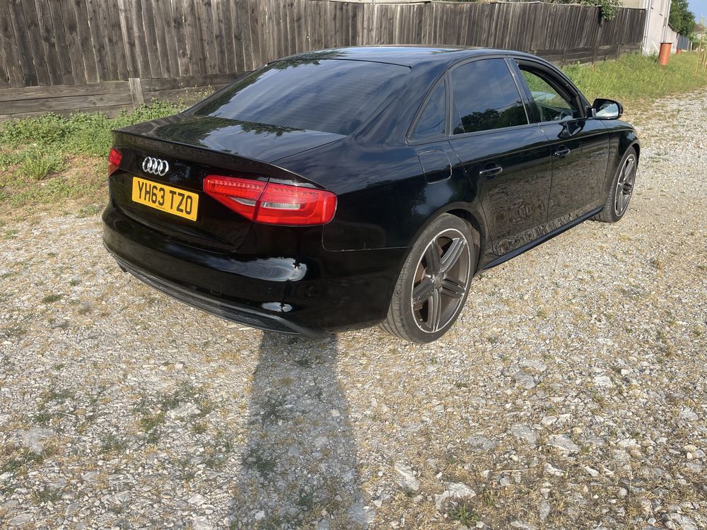 Audi a4 2.0 Tdi 150 Black Edition 2013