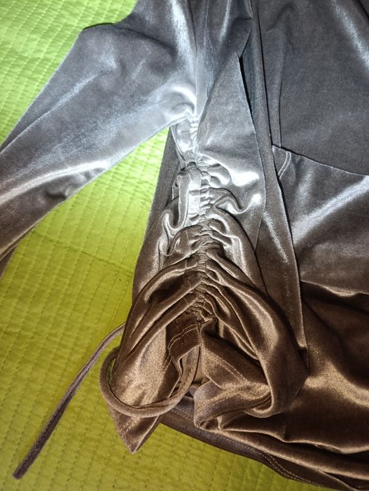 Нежна дамска блуза