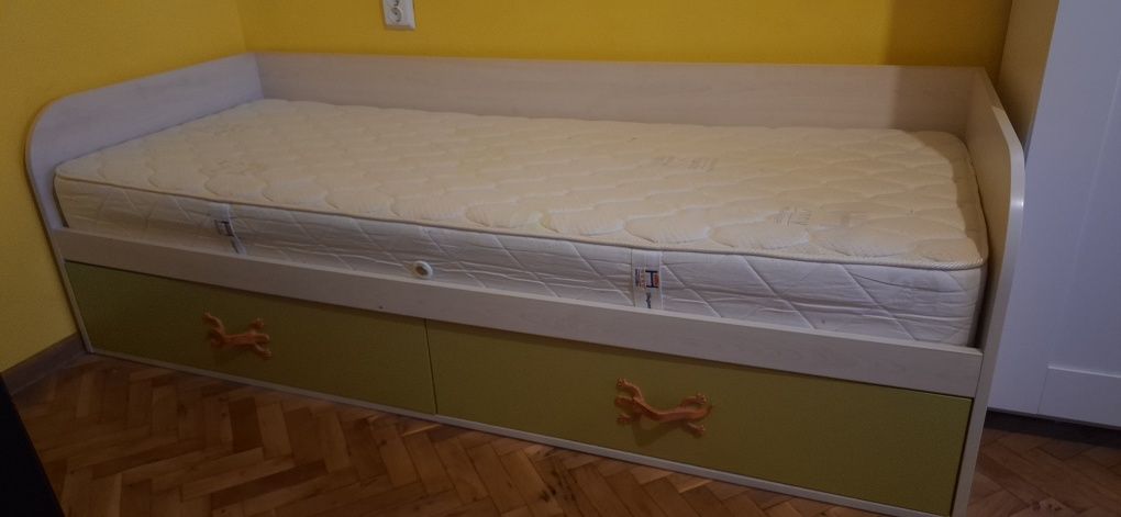 Мебели за детска стая