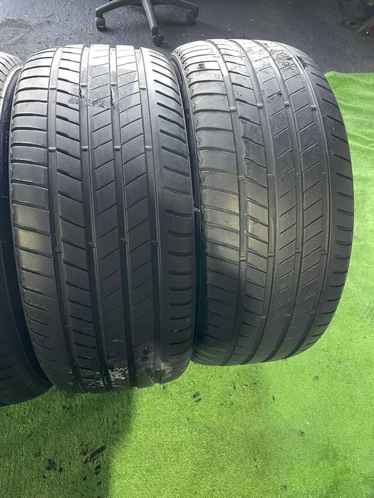Anvelope Vara 305/40/20-275/45/20 Bridgestone RSC*