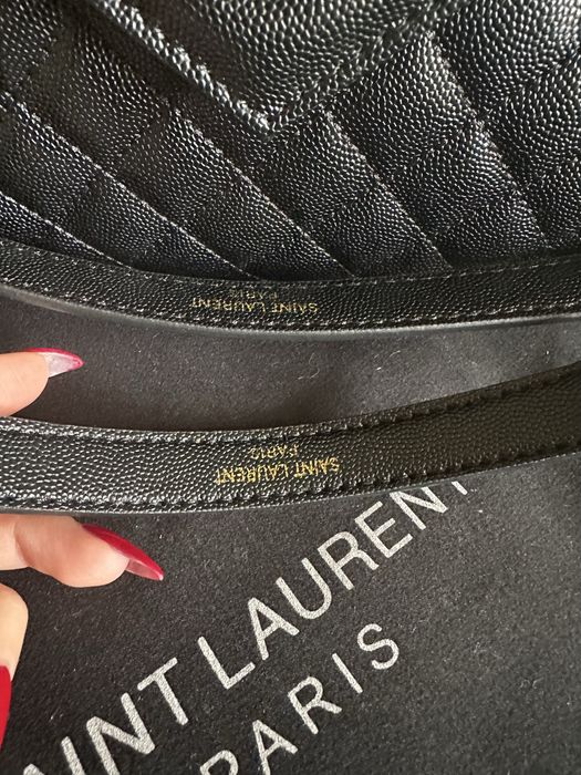 Кожена черна чанта YSL