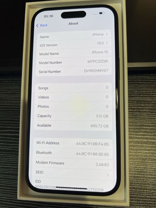 Като нов!! iPhone 15 / black / 512 gb