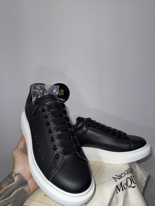 Adidasi alexander mcqueen negrii albi 43,44 Premium (balmain,versace)