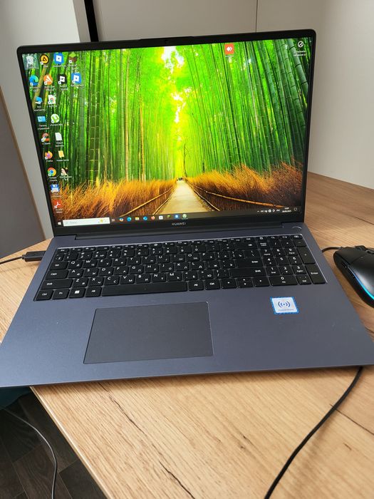 Продам новый Ноутбук HUAWEI MateBook  1ТБ