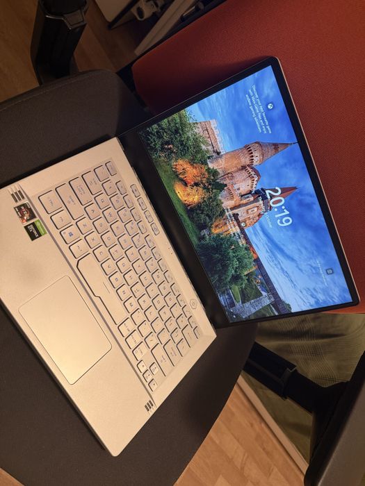 Asus Zephyrus ROG G14
