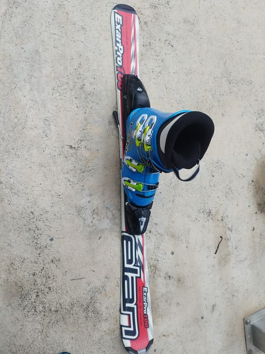Ski-uri Elan + clăpari Lange copii