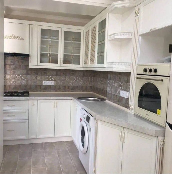 Квартира на Ц1-Дольче Вита 3/3/4 общ пл 80м  с обстановкой